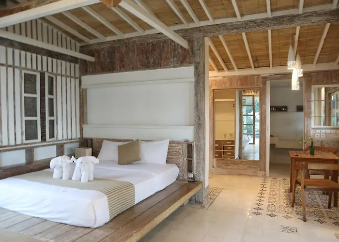 Aventus Ubud * テガララン